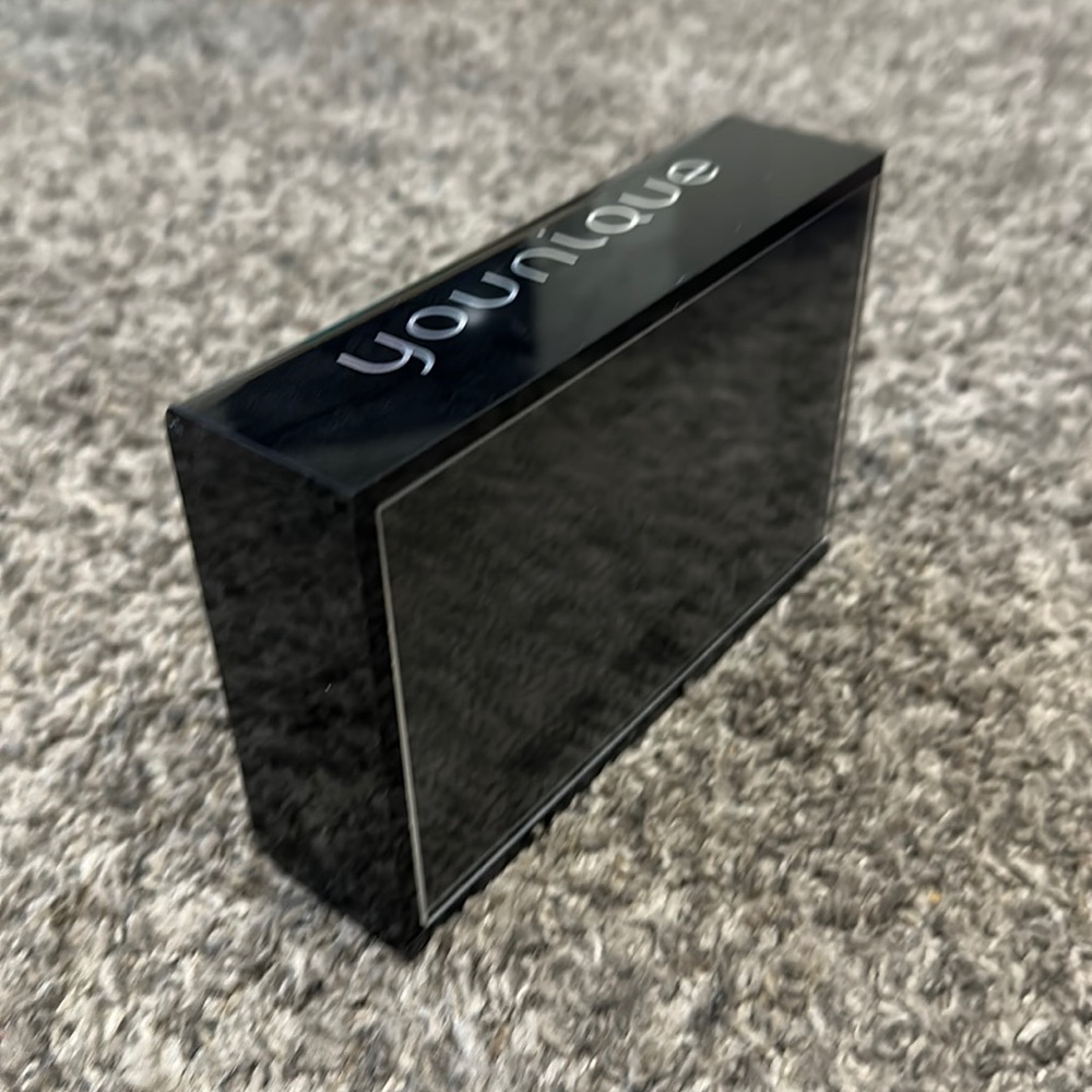 Younique Charm Display Case